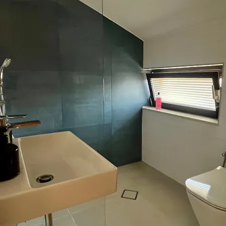 Daire Goldy Biograd Na Moru