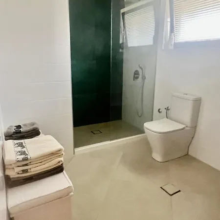 Goldy Daire Biograd Na Moru