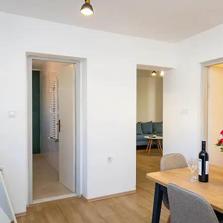 Goldy Διαμέρισμα Biograd Na Moru