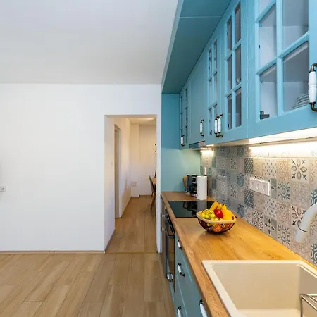 Appartement Zlata *