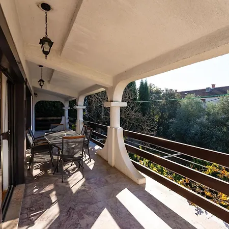Appartement Zlata *