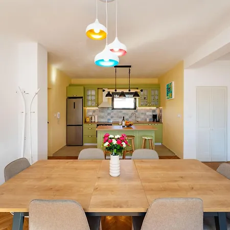 Appartement Zlata *