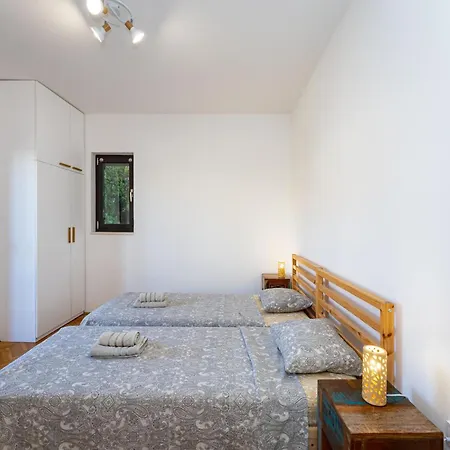 Διαμέρισμα Goldy *