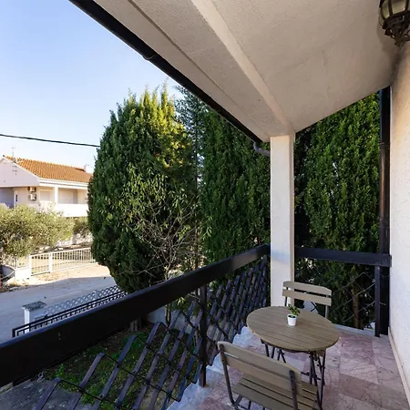 Goldy Biograd Na Moru