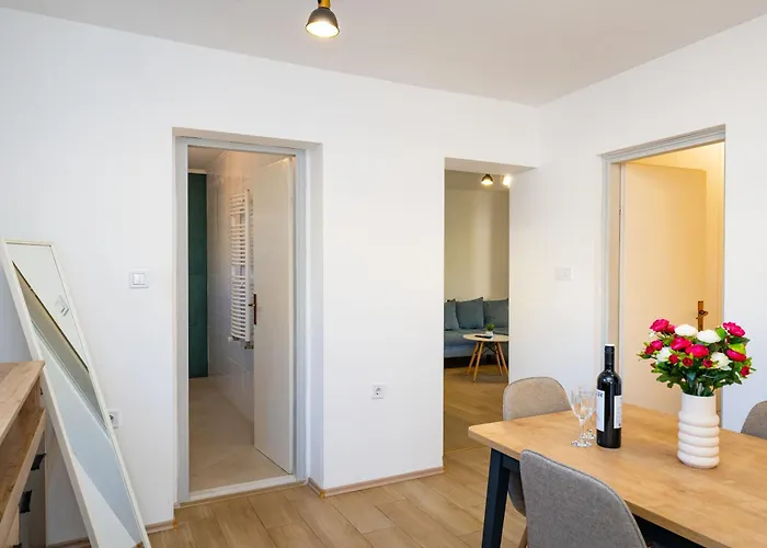 Goldy Apartman Biograd Na Moru