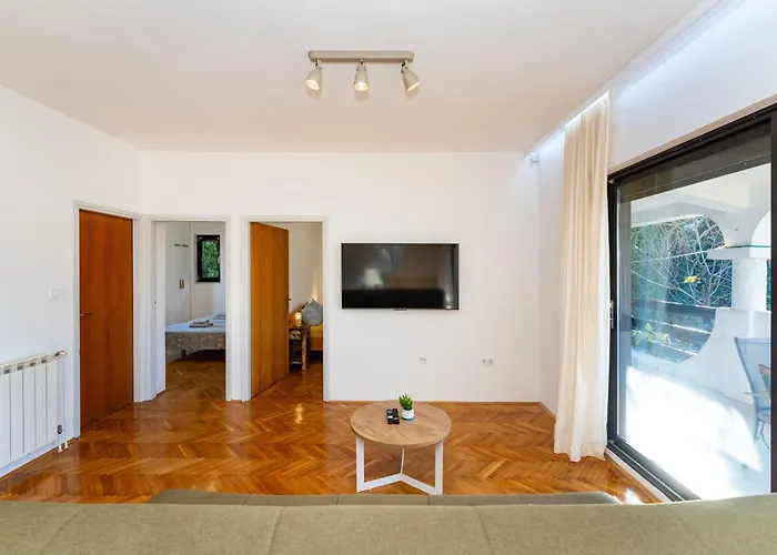 Apartman Goldy *