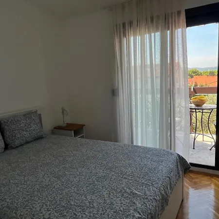 Appartamento Goldy Biograd Na Moru