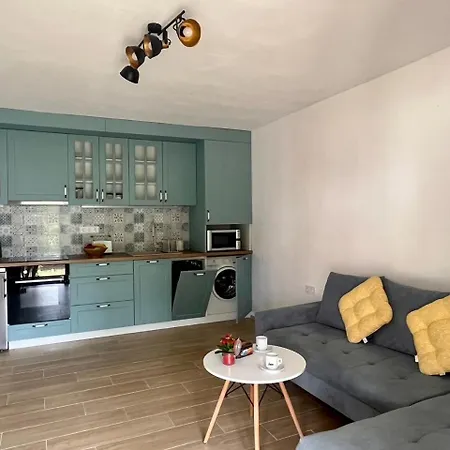 Appartamento Goldy Biograd Na Moru