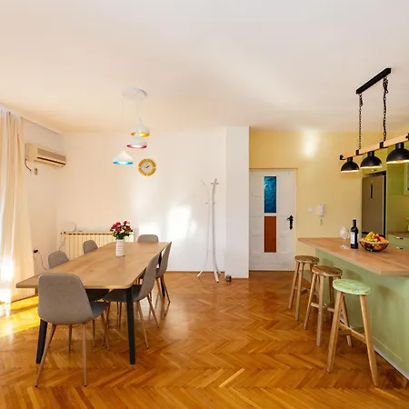 Zlata Apartament